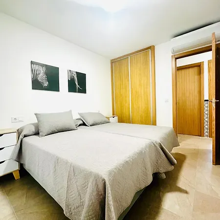 Vut La Ermita Apartment *